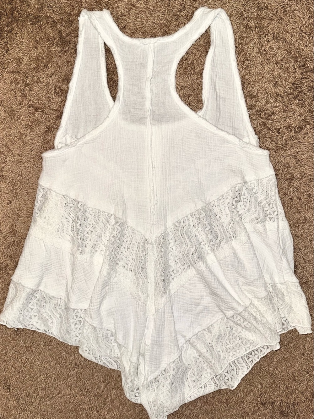 POL White Gauzy Lace Tank Blouse - size LARGE - Picture 3 of 3